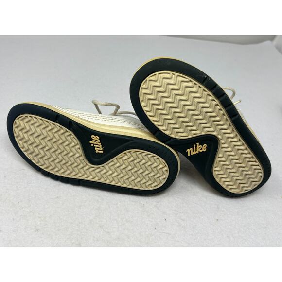 Nike size 9c Toddler‎ Running Shoe Lace-Up White W/Navy Swoosh Wear - Picture 5 of 6